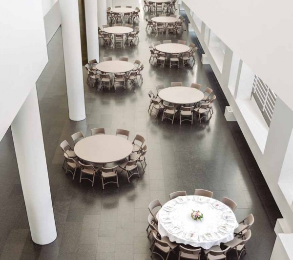 Premium Round Tables