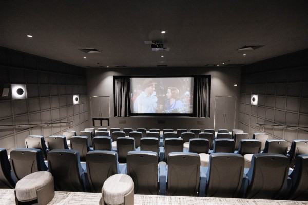 Palm Lakes Resort Paynesville - Webern Cinema Seats